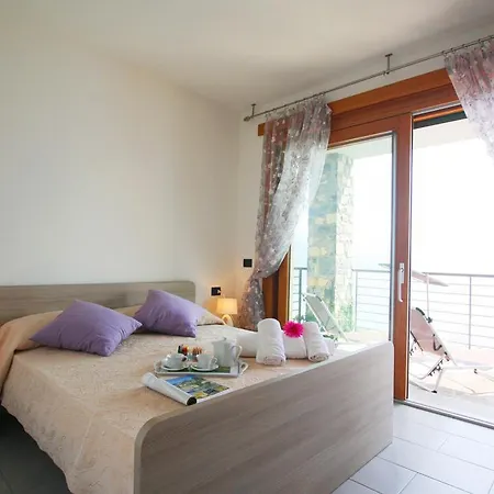 Ferienwohnung Oleandri Dream Argegno Exterior foto